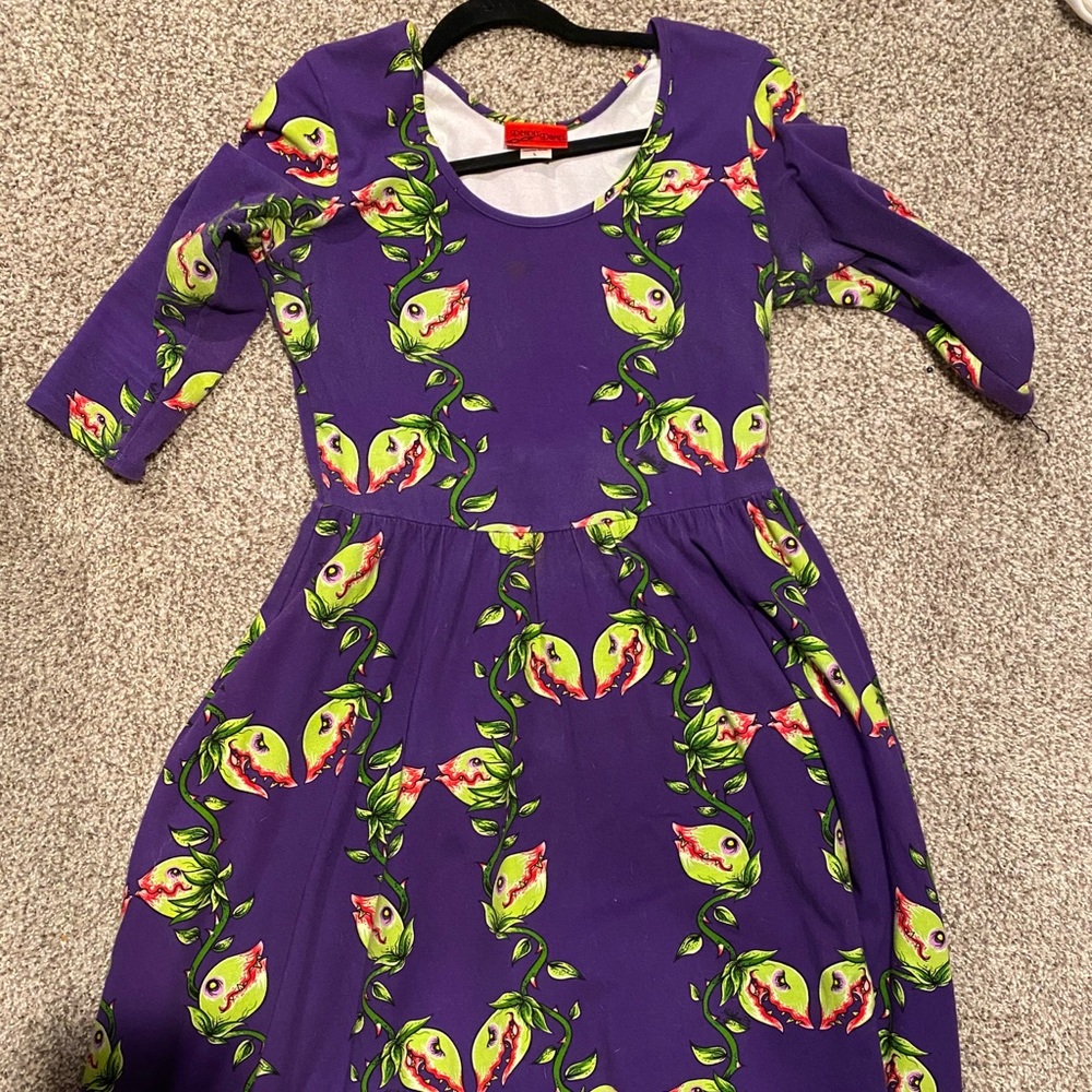 Deadly Dames: Venus flytrap dress